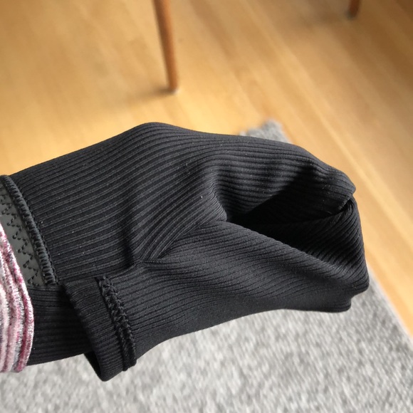 Lululemon - 6 - Pull over - Picture 5 of 6